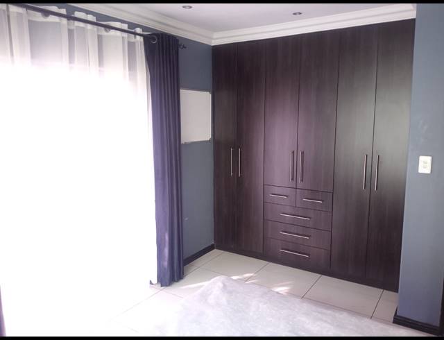 4 BEDROOM HOUSE FOR SALE IN SUNWARD PARK